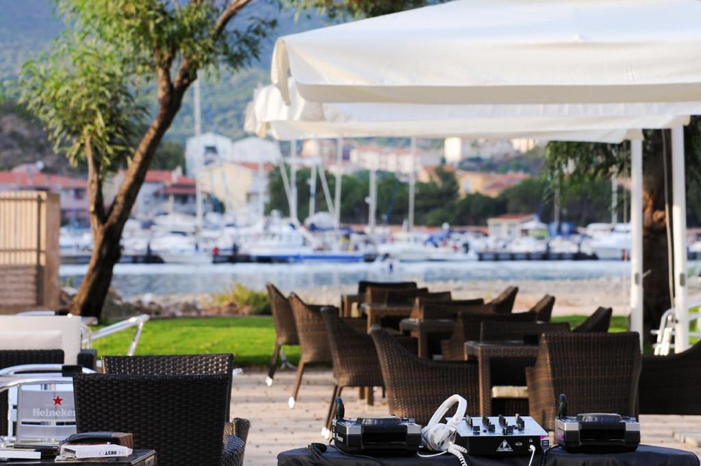 Sporting Hotel Stella Maris Bosa Marina Exteriör bild